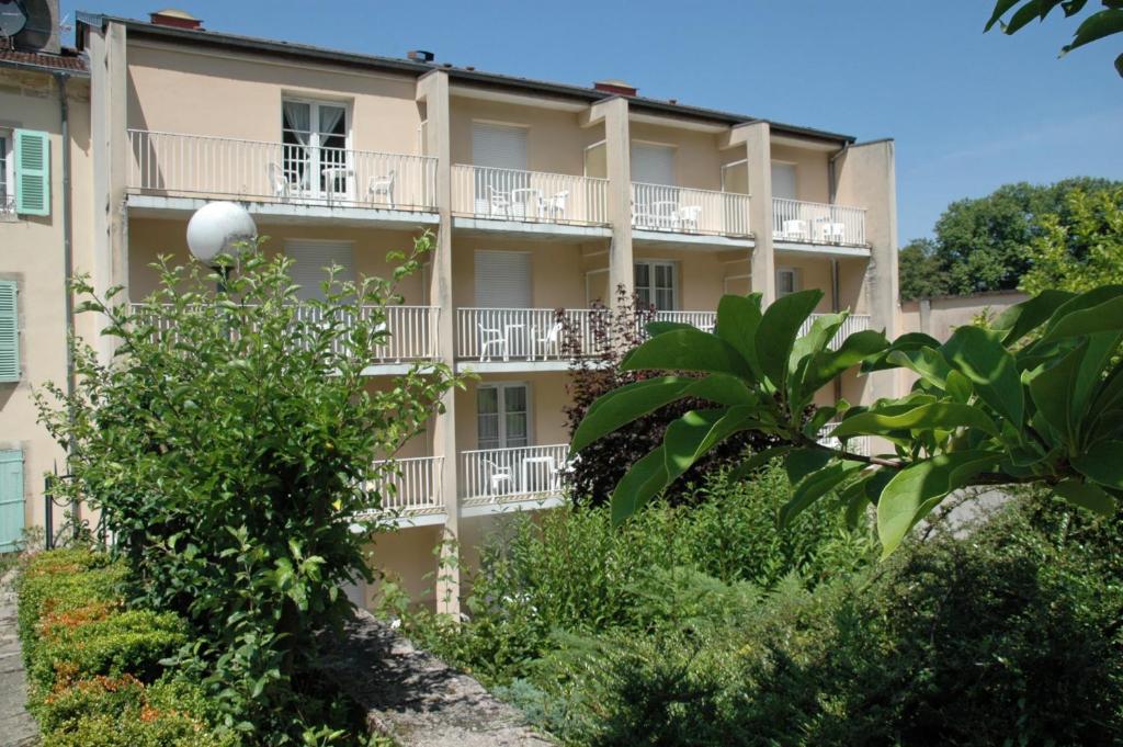 Hotel Et Studios D'Orfeuil Бурбонн-ле-Бен Экстерьер фото