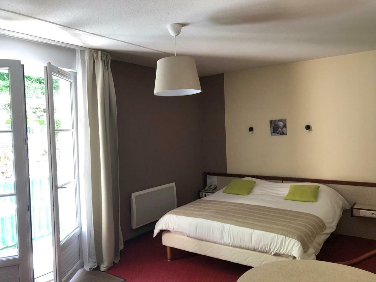 Hotel Et Studios D'Orfeuil Бурбонн-ле-Бен Экстерьер фото